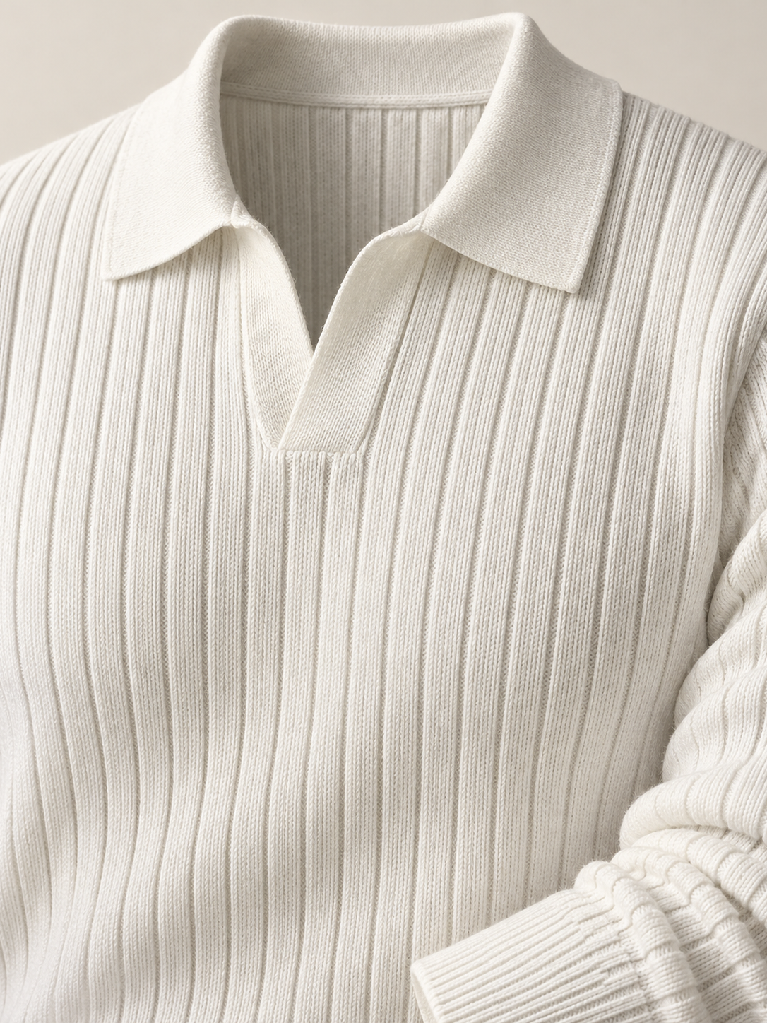 The Long Sleeve V Collar Polo — WHITE — 04-detail-macro — studio 20260914