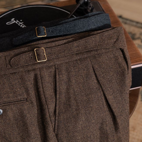 Wollhose mit verlängerter Bundlasche